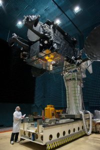 h36w-1_antenna-range-test_picture_esa_01_low_web