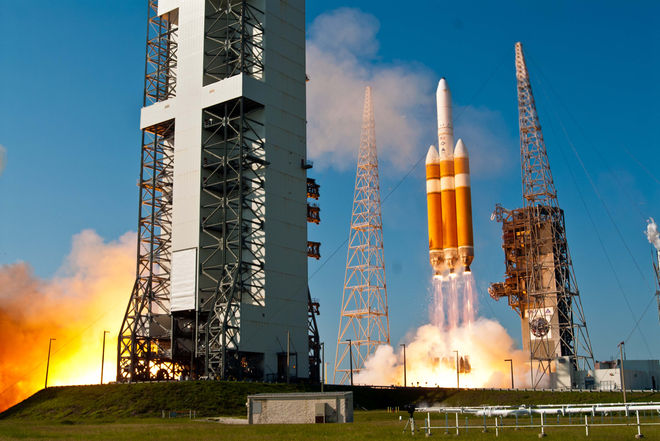 Lanzamiento de Satélite Espía