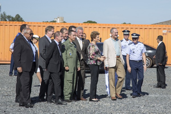 Dilma en Centro de Operación Satelital