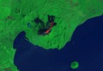 Volcán Momotombo en Erupción. Imagen Satelital