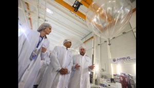El ex presidente Ollanta Humala en las instalaciones de Airbus